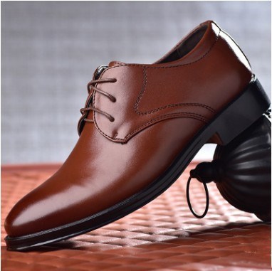 Shoes With Pointed Toe For Men